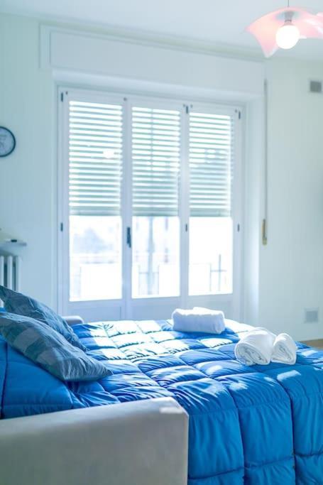 Navigli - Downtown - Duomo Spacious Two Bedroom Apartment - Close To Metro - Ac - Wi-Fi Milano Eksteriør bilde