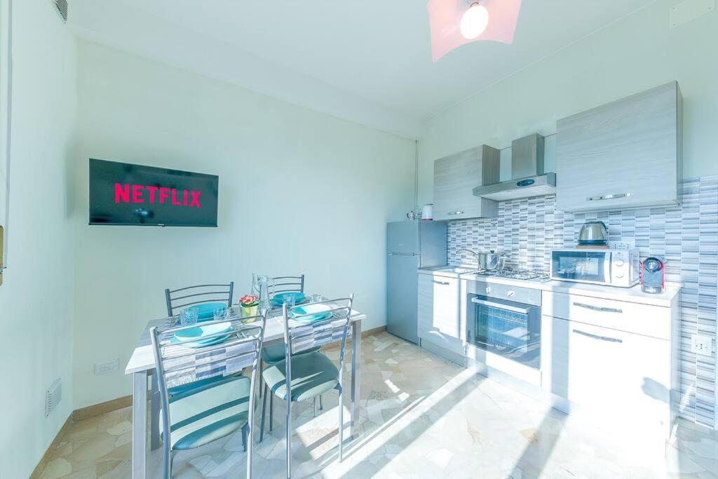 Navigli - Downtown - Duomo Spacious Two Bedroom Apartment - Close To Metro - Ac - Wi-Fi Milano Eksteriør bilde