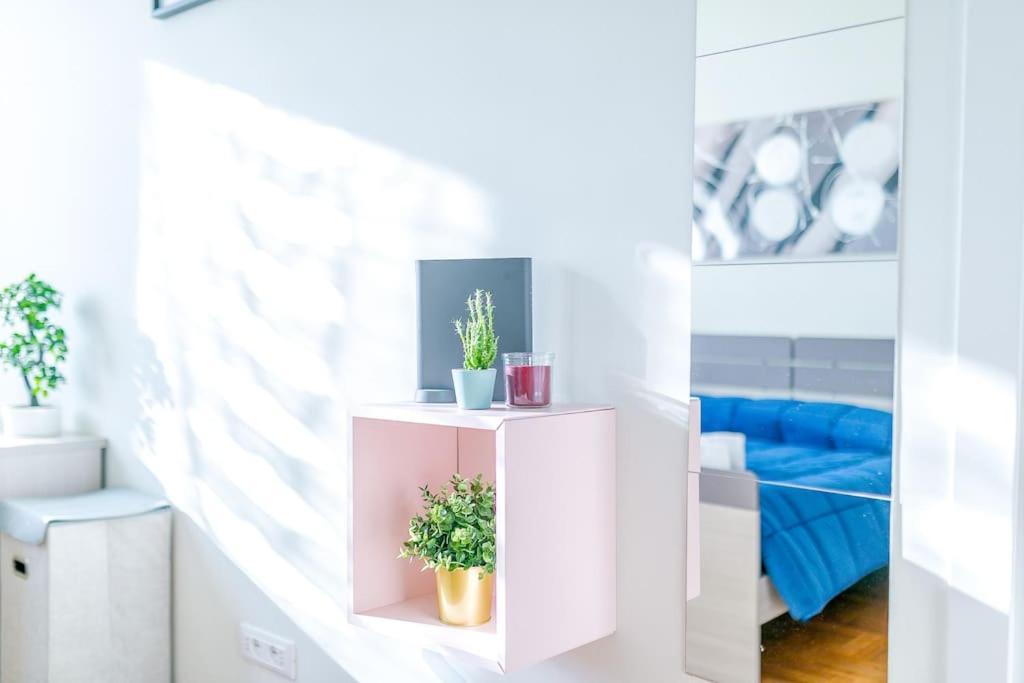 Navigli - Downtown - Duomo Spacious Two Bedroom Apartment - Close To Metro - Ac - Wi-Fi Milano Eksteriør bilde
